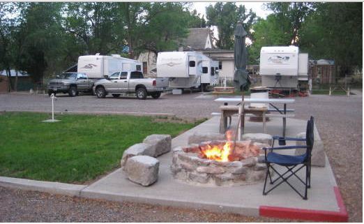 Trapper Creek Inn & RV Park